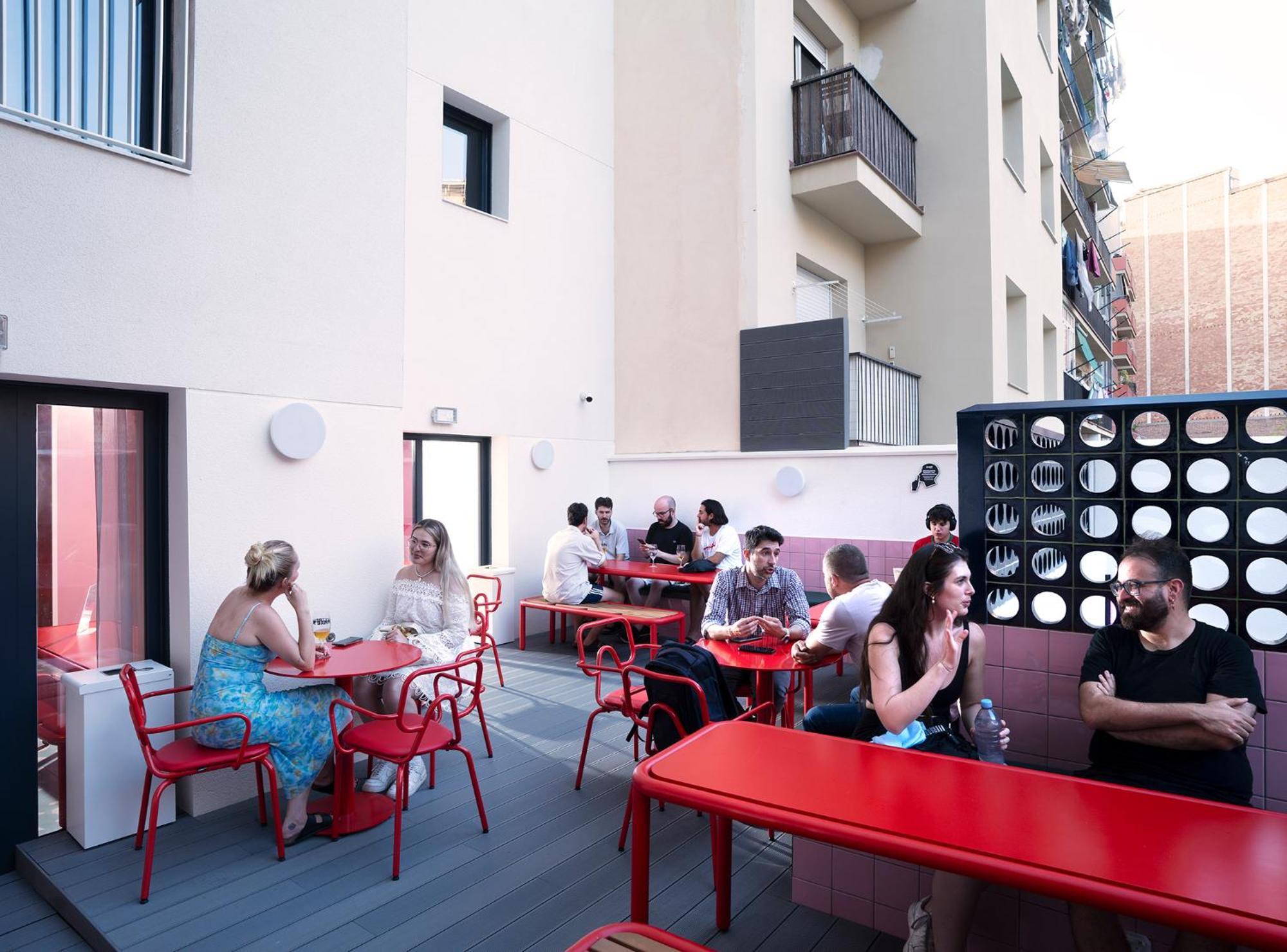 Amistat City Hostel บาร์เซโลนา ภายนอก รูปภาพ
